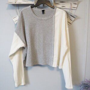 NWT‎ Wild Fable Cropped Waffle Knit Sweater XXL Gray & Cream